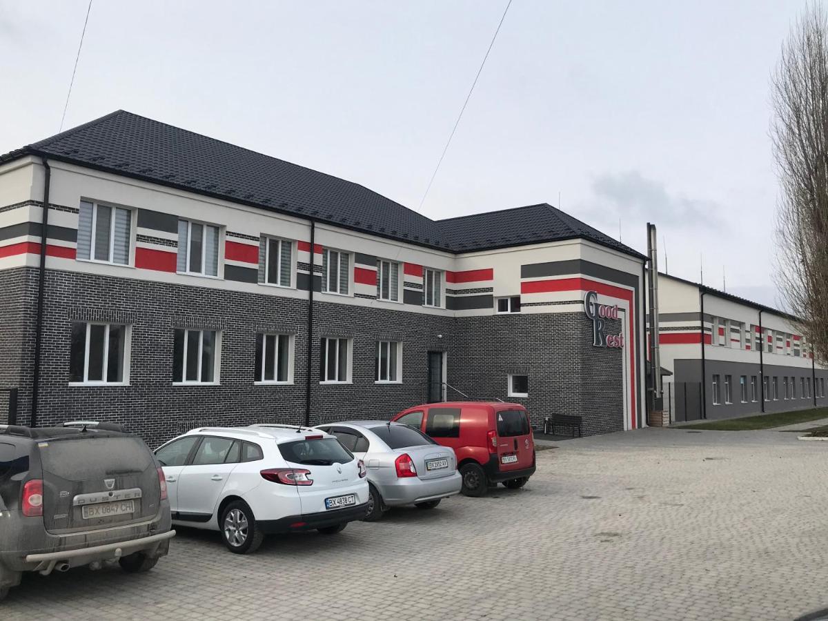 Good Rest Hostel Chemerivtsi Exterior photo